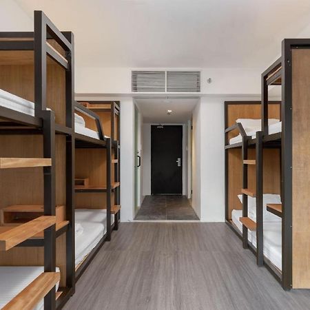 Draper Hotel Makati Makati City Zewnętrze zdjęcie