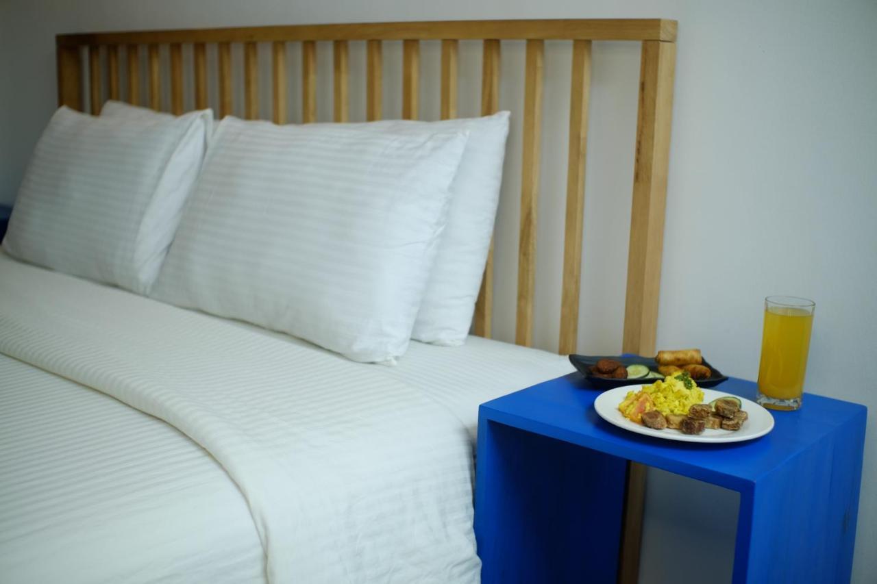 Draper Hotel Makati Makati City Zewnętrze zdjęcie
