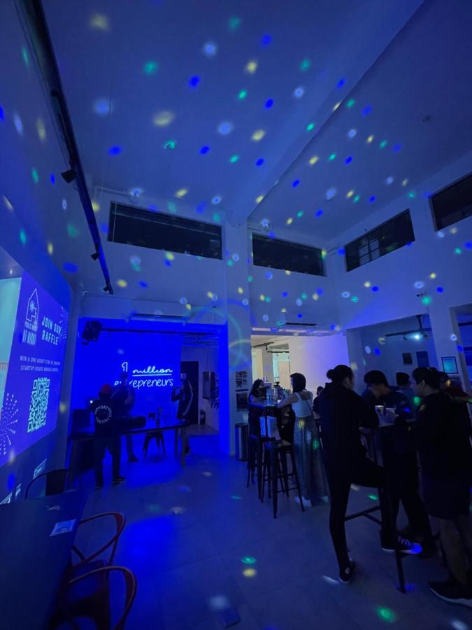 Draper Hotel Makati Makati City Zewnętrze zdjęcie