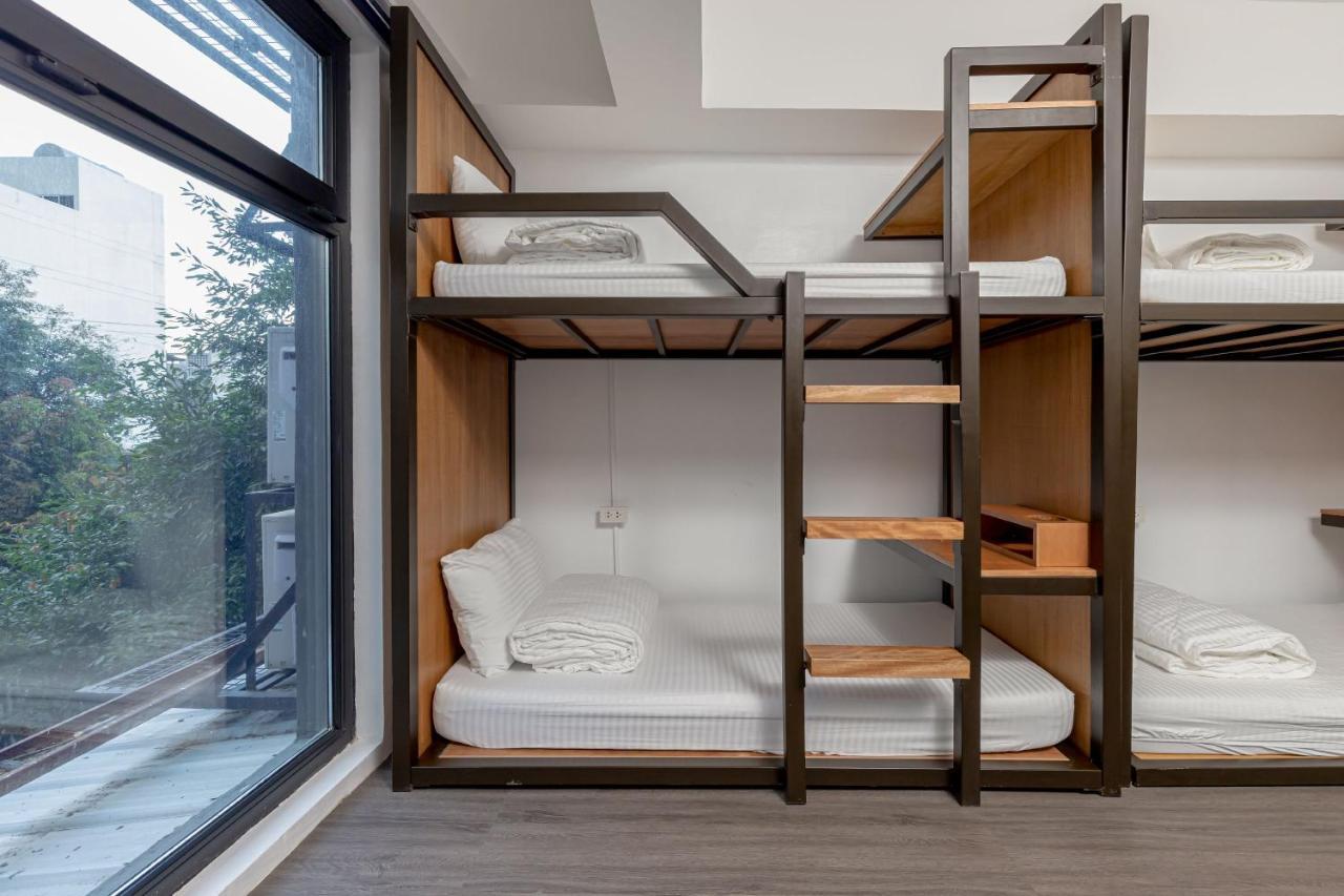 Draper Hotel Makati Makati City Zewnętrze zdjęcie