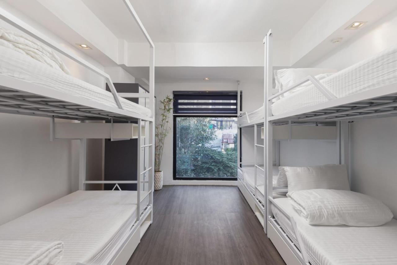 Draper Hotel Makati Makati City Zewnętrze zdjęcie