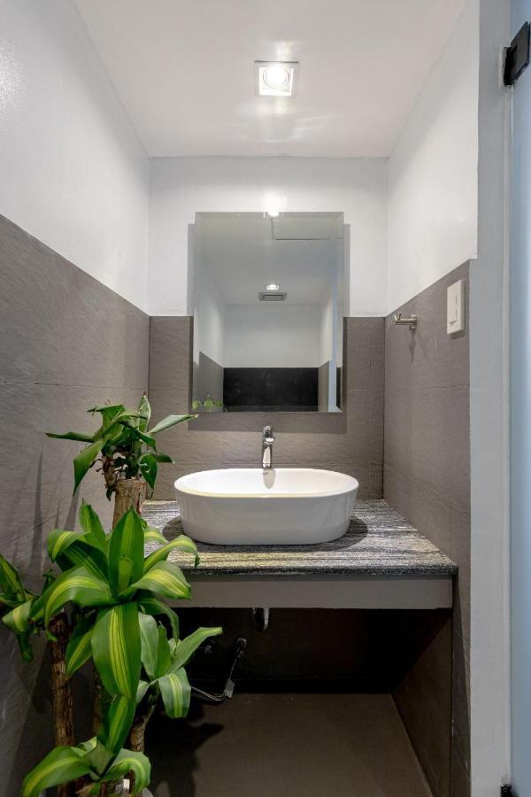 Draper Hotel Makati Makati City Zewnętrze zdjęcie
