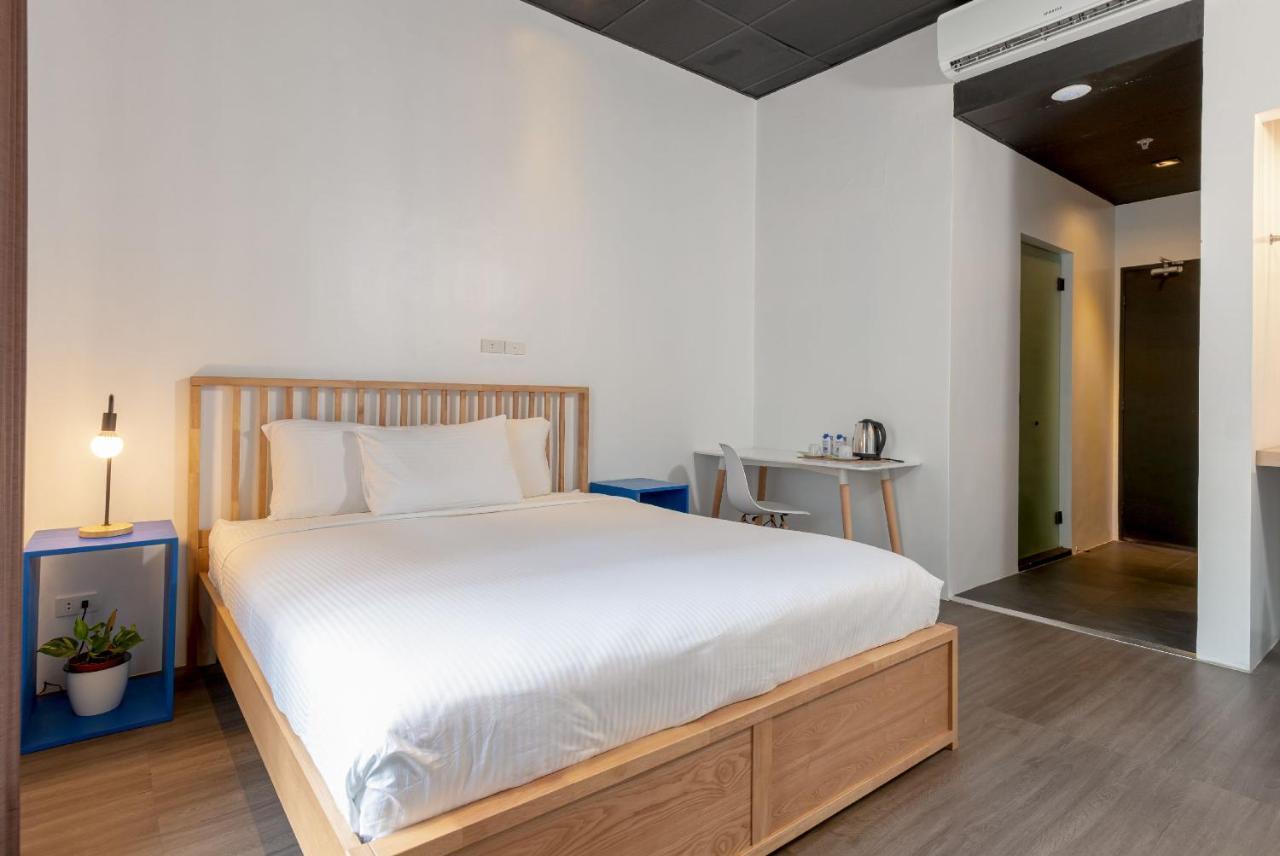 Draper Hotel Makati Makati City Zewnętrze zdjęcie